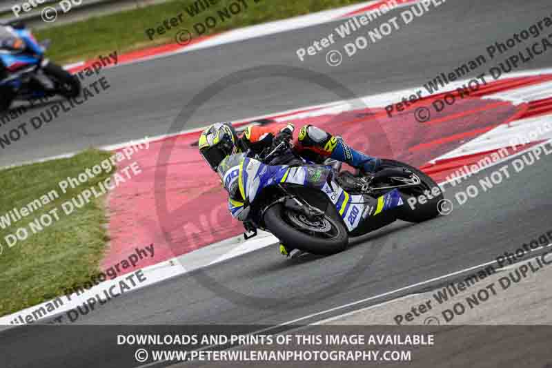 cadwell no limits trackday;cadwell park;cadwell park photographs;cadwell trackday photographs;enduro digital images;event digital images;eventdigitalimages;navarra;no limits trackdays;peter wileman photography;racing digital images;trackday digital images;trackday photos